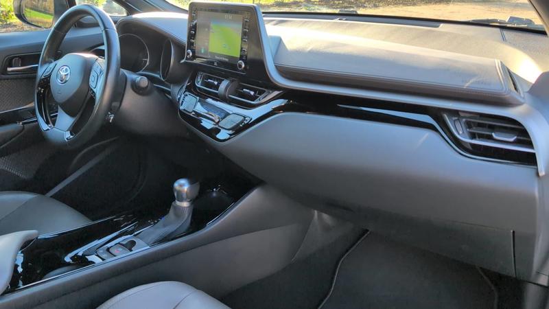 Toyota c-Hr 2.0 Vvt-i 184 Hybrid Cvt Distinctive - Automatique