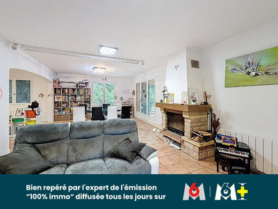 Maison - 223 m² - 6 pièces