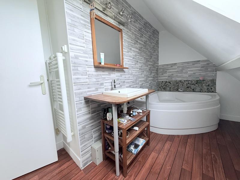 Maison - 98 m² - 5 pièces