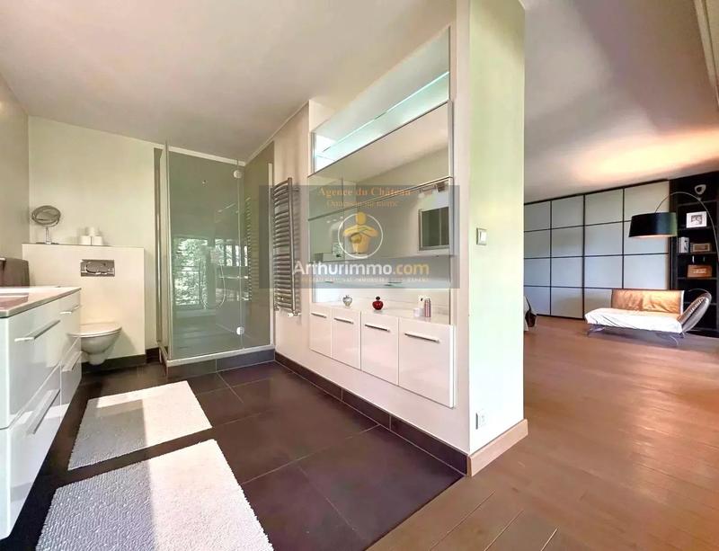 Maison - 254 m² - 10 pièces