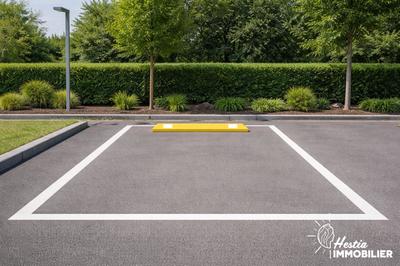 Parking / Garage - 14 m²