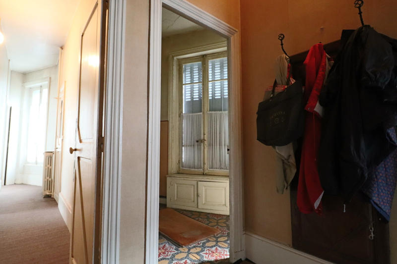 Villa - 200 m² - 13 pièces