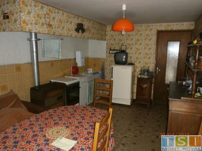 Maison de village - 80 m² - 4 pièces