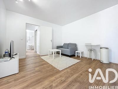Appartement - 77 m² - 5 pièces