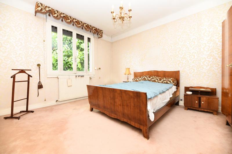 Maison - 190 m² - 10 pièces