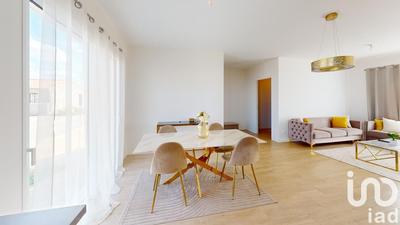 Maison - 95 m² - 5 pièces