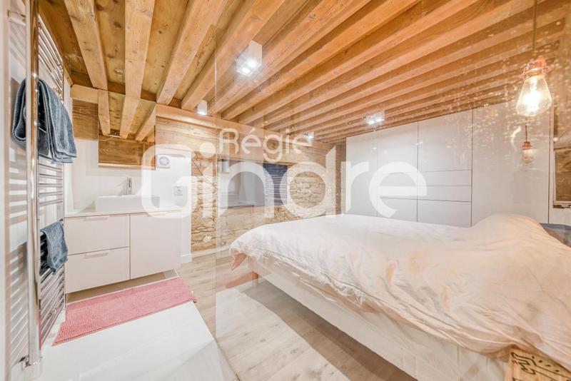 Appartement - 94 m² - 4 pièces