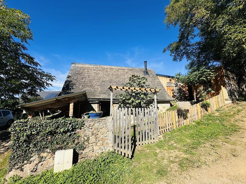 Maison - 80 m² - 3 pièces