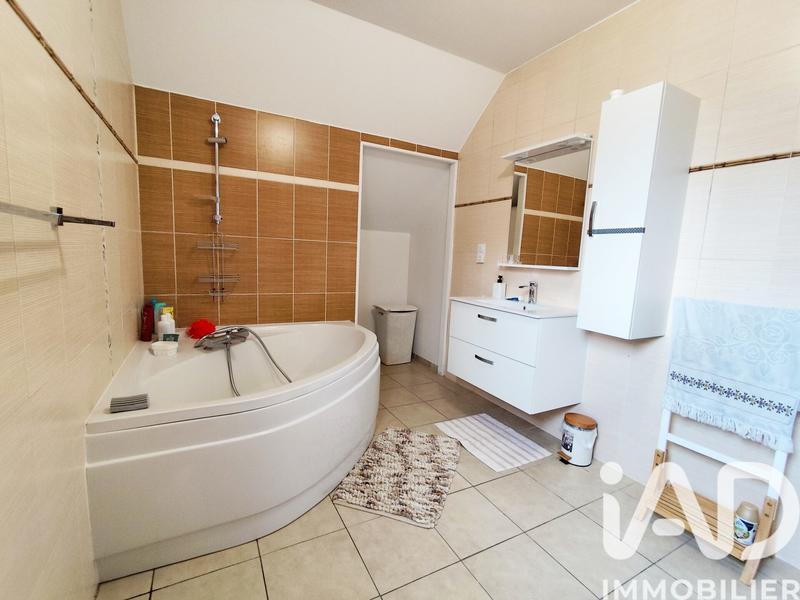 Maison - 151 m² - 6 pièces