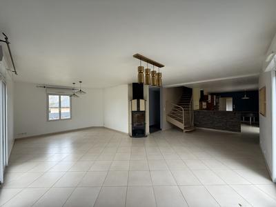 Maison - 153 m² - 7 pièces