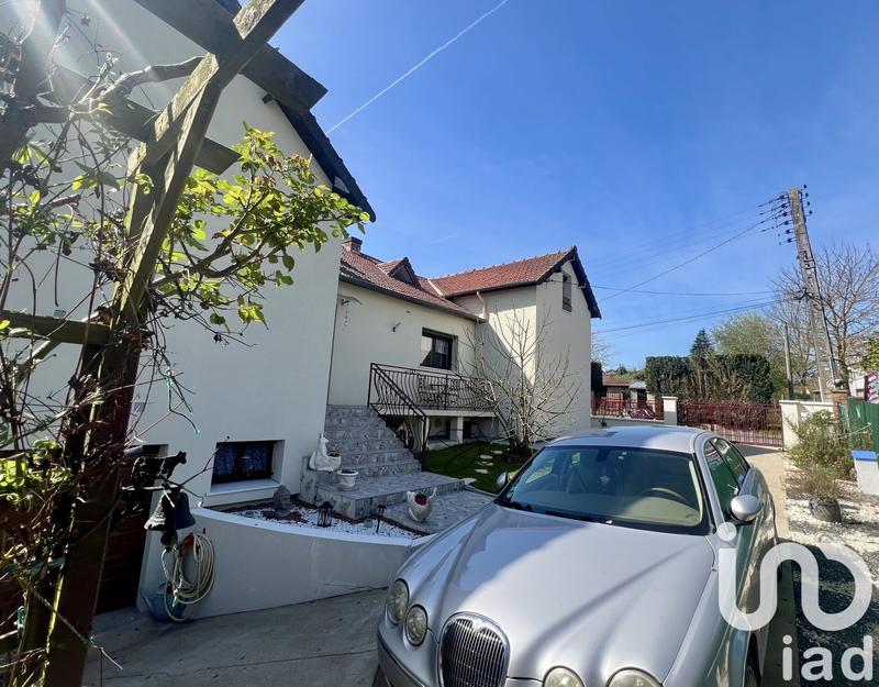 Maison - 151 m² - 6 pièces