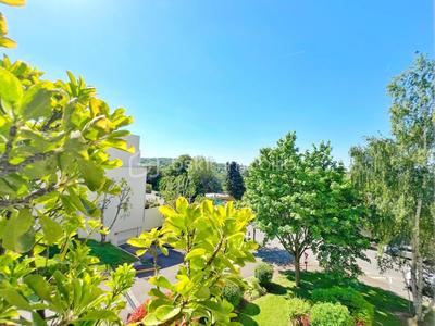 Appartement - 95 m² - 5 pièces