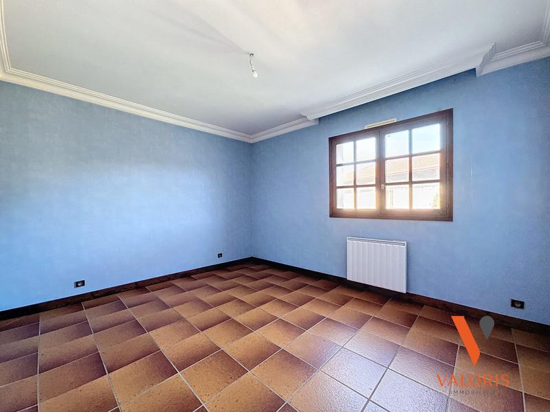 Maison - 201 m² - 7 pièces