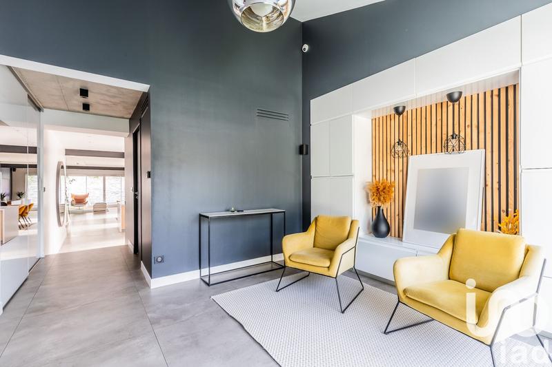 Maison - 180 m² - 5 pièces