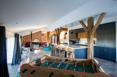 Maison - 360 m² - 9 pièces