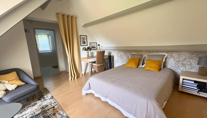 Pavillon - 264 m² - 8 pièces