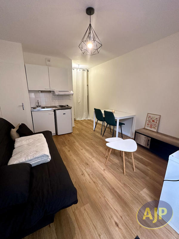 Appartement - 18 m² - 1 pièce