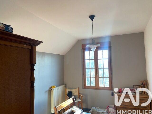 Maison - 182 m² - 7 pièces