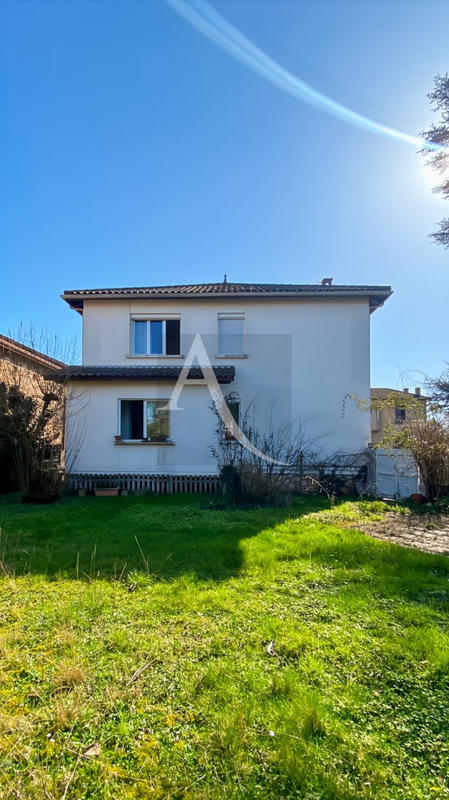 Maison - 139 m² - 7 pièces