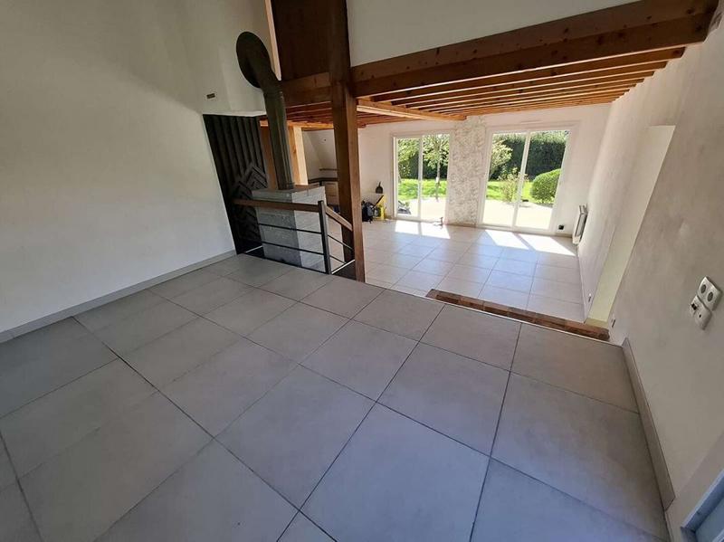 Maison - 140 m² - 8 pièces