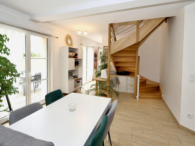 Maison - 106 m² - 4 pièces