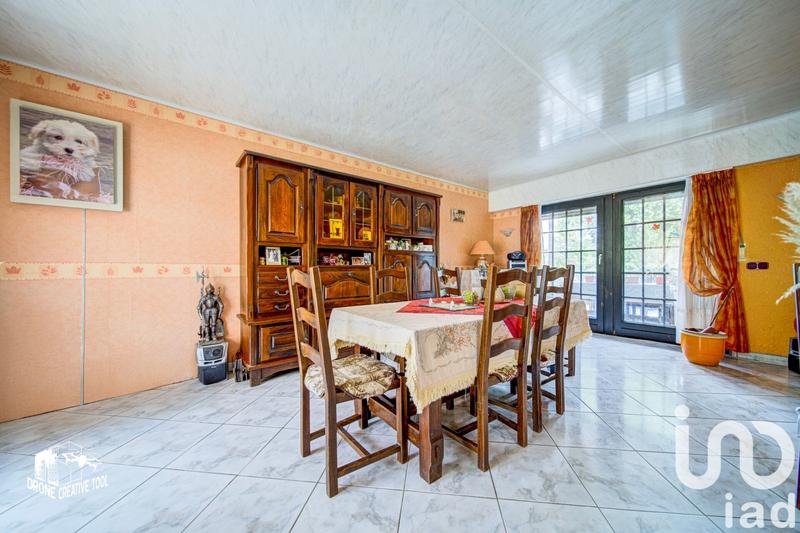 Maison - 203 m² - 9 pièces