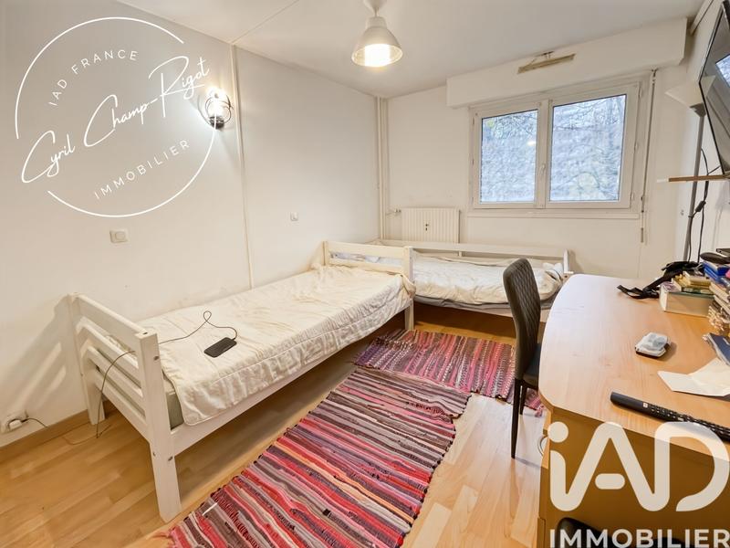 Appartement - 84 m² - 4 pièces