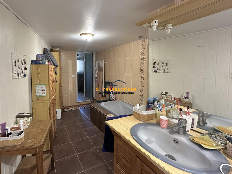 Ferme - 247 m² - 10 pièces