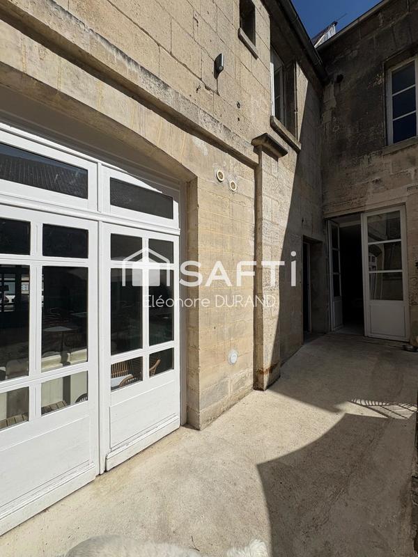 Local commercial - 250 m² - 5 pièces