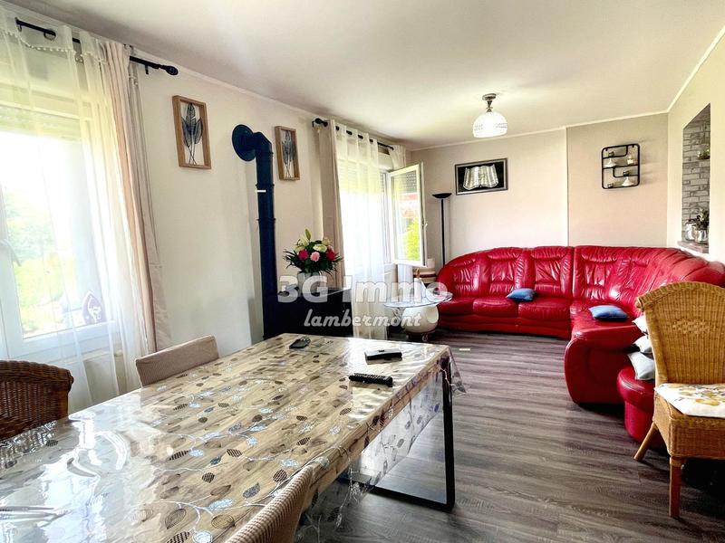 Maison jumelée - 80 m² - 5 pièces