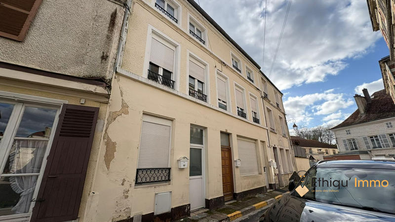 Maison - 152 m² - 7 pièces