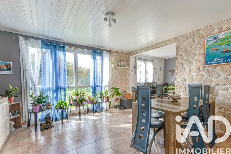 Appartement - 88 m² - 5 pièces