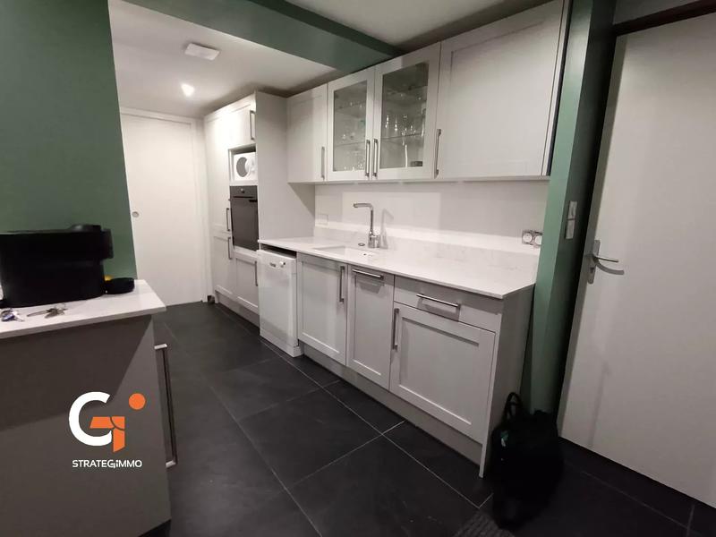 Appartement - 86 m² - 6 pièces