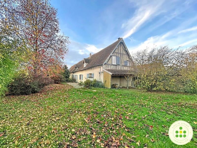 Maison de village - 207 m² - 8 pièces