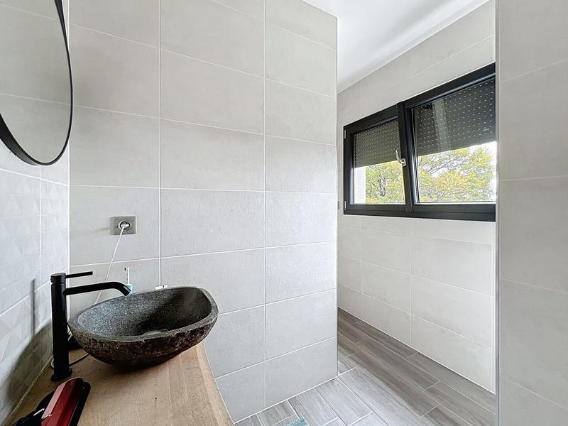 Maison contemporaine - 136 m² - 7 pièces