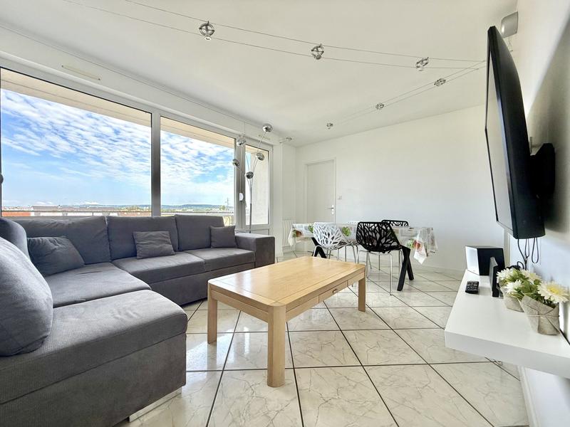 Appartement - 62 m² - 5 pièces