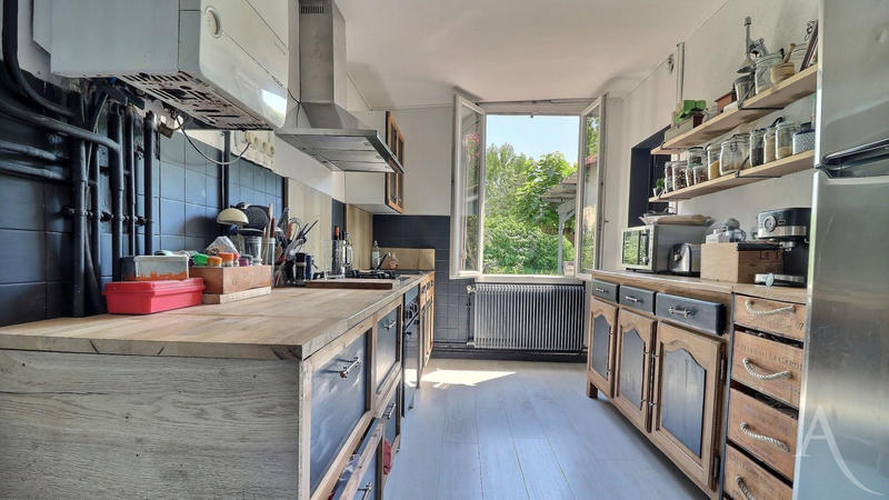 Maison - 139 m² - 5 pièces