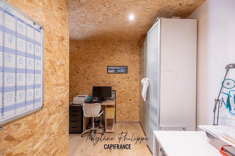 Local commercial - 111 m² - 2 pièces