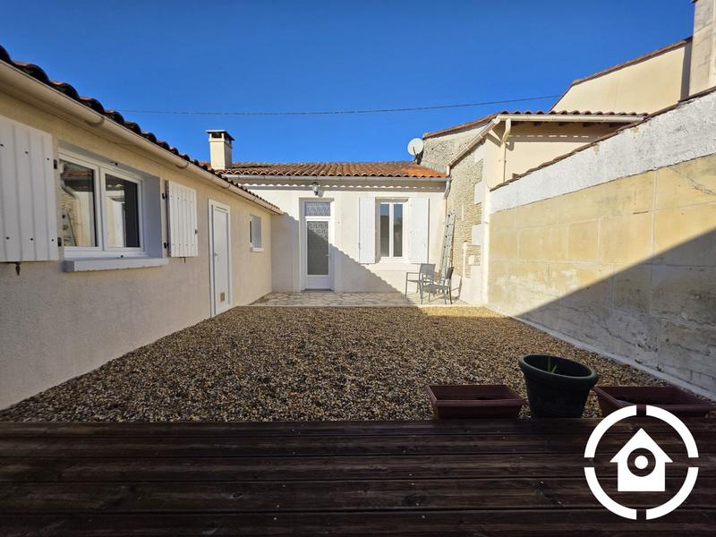 Maison - 84 m² - 4 pièces