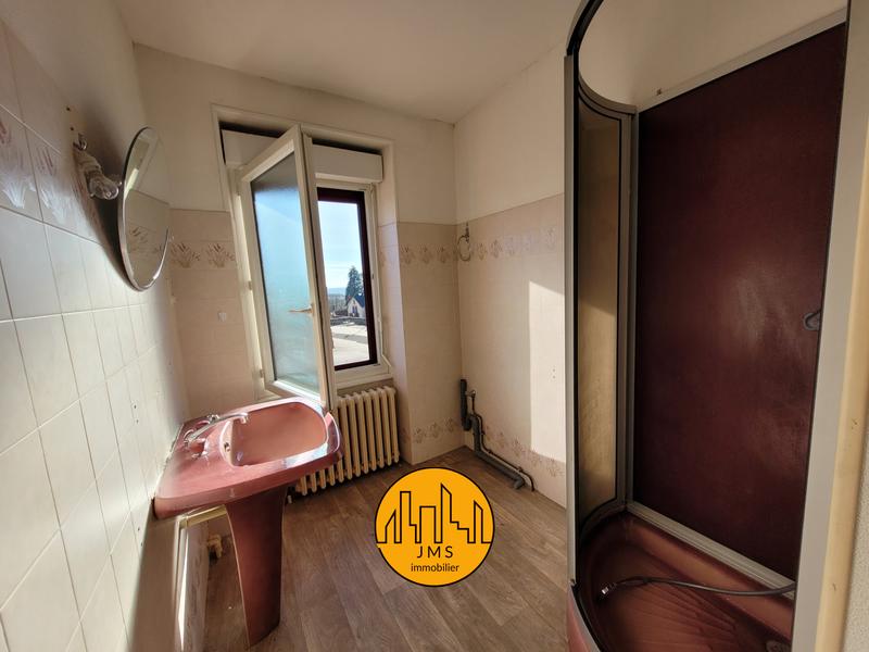 Maison de village - 95 m² - 5 pièces