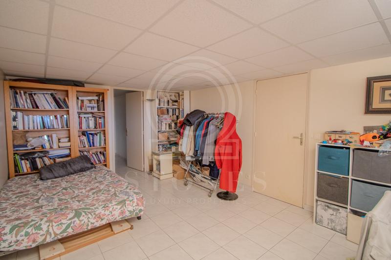 Maison ancienne - 240 m² - 8 pièces