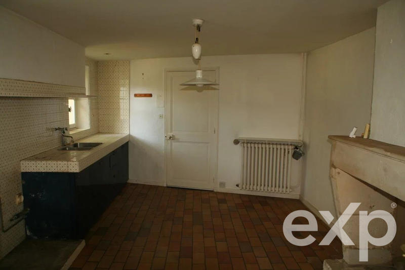 Maison - 180 m² - 8 pièces