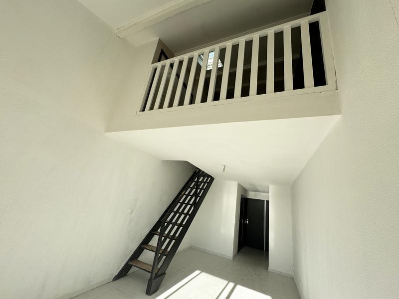 Duplex - 62 m² - 5 pièces