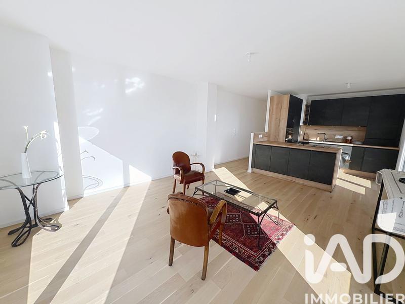 Appartement - 83 m² - 4 pièces