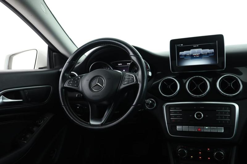 Mercedes Cla 180 Inspiration 7g-Dct 122 ch