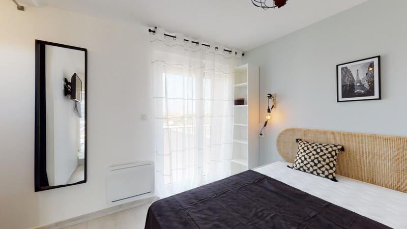 Appartement - 91 m² - 6 pièces