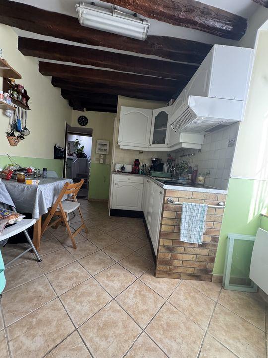 Immeuble - 108 m² - 6 pièces