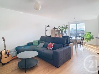 Appartement - 85 m² - 4 pièces