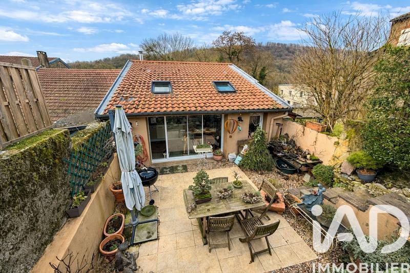 Maison de village - 137 m² - 6 pièces