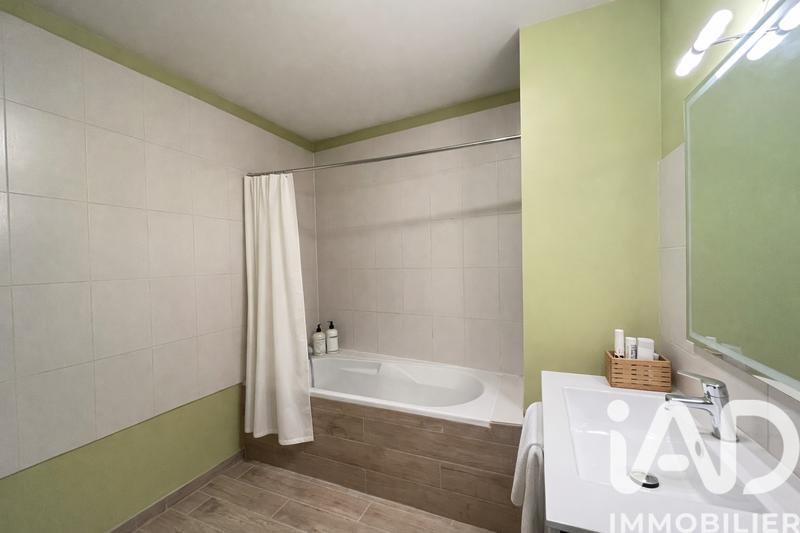 Maison - 92 m² - 6 pièces